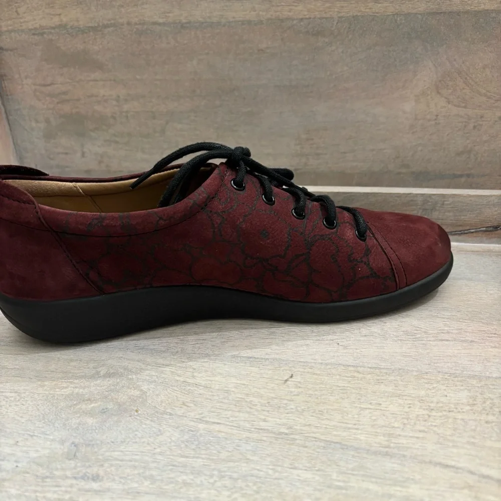 Hotter Dew lace-up shoes maroon print nubuck leather suade feeling sz‎ 8
